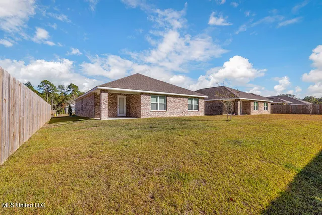 $1,975 | 17925 Tingle Drive, Gulfport, MS 39503