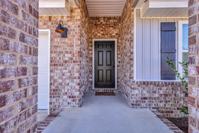 $1,975 | 17925 Tingle Drive, Gulfport, MS 39503