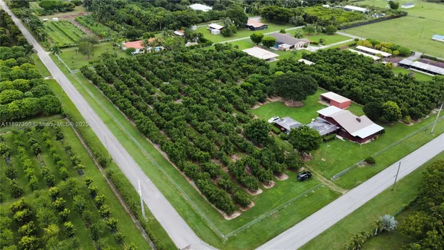 $4,950 | 19365 Southwest 256th Street, Homestead, FL 33031