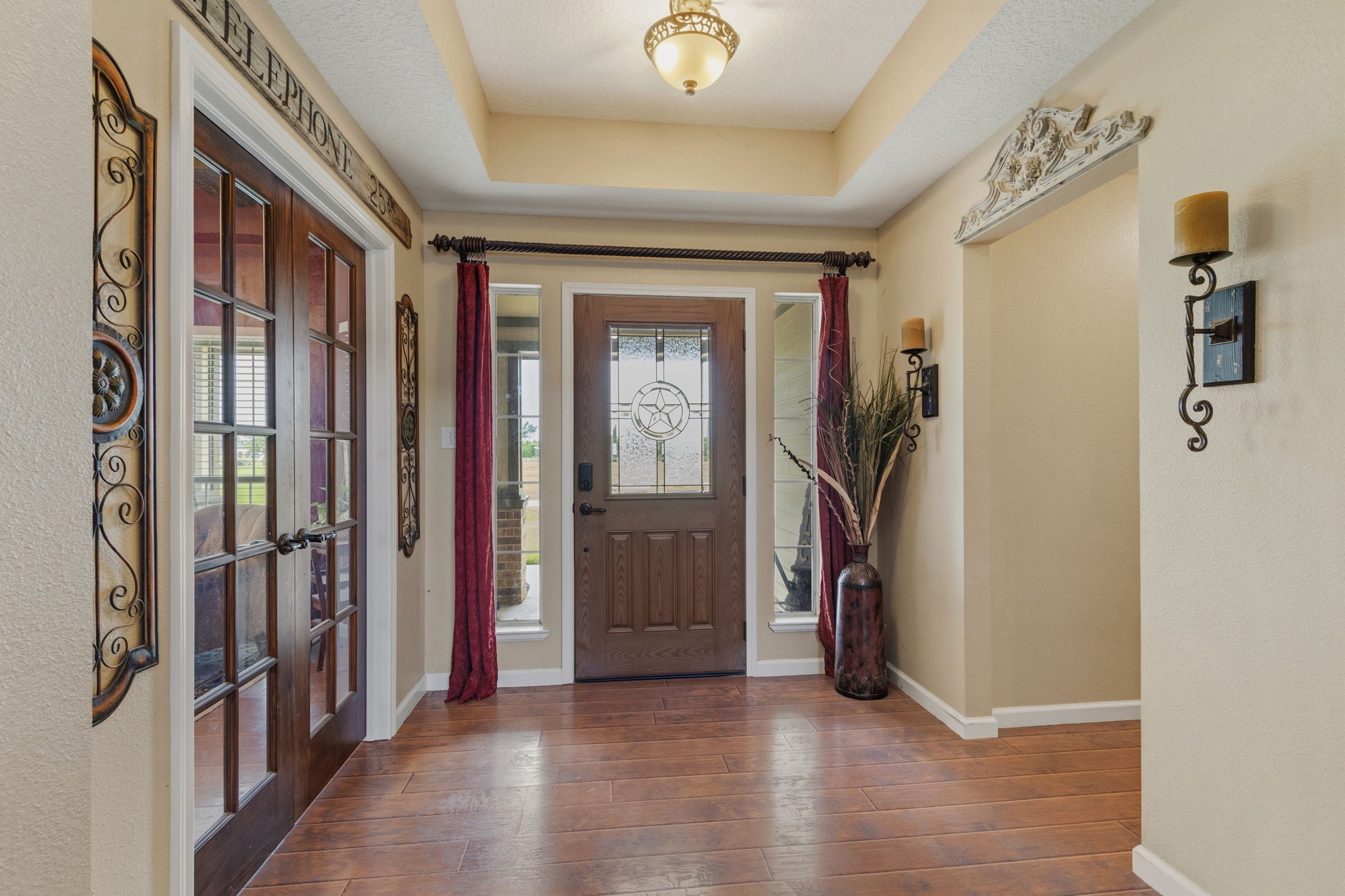 1824 Rymal Road Alvin, TX 77511 - Photo 8 of 39 a view of a hallway with closet and a window