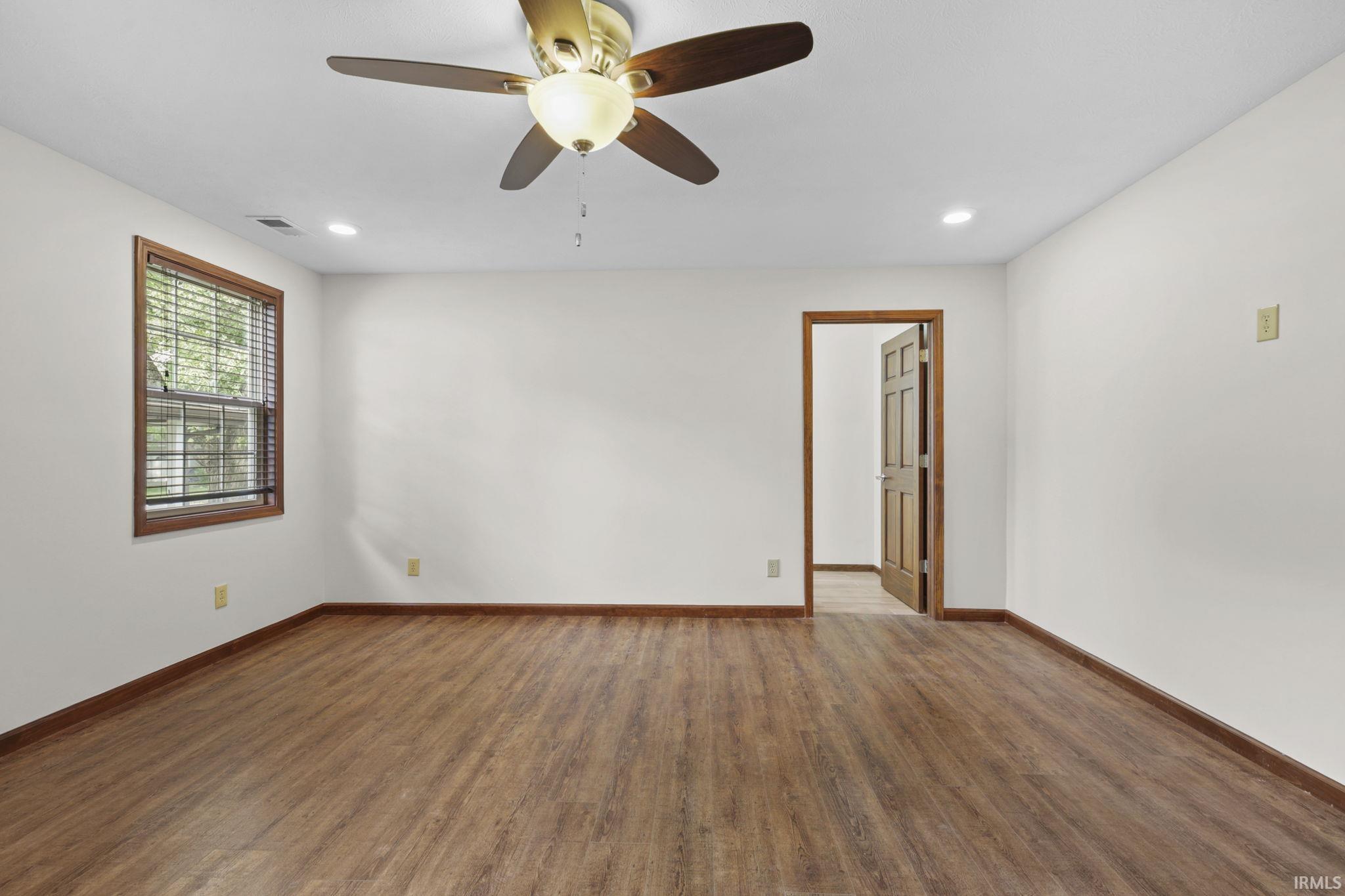 6227 West Taylor Road Muncie, IN 47304 - Photo 17 of 38 Gallery Image 17