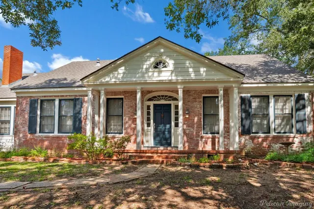 $420,000 | 120 Texas Street, Natchitoches, LA 71457
