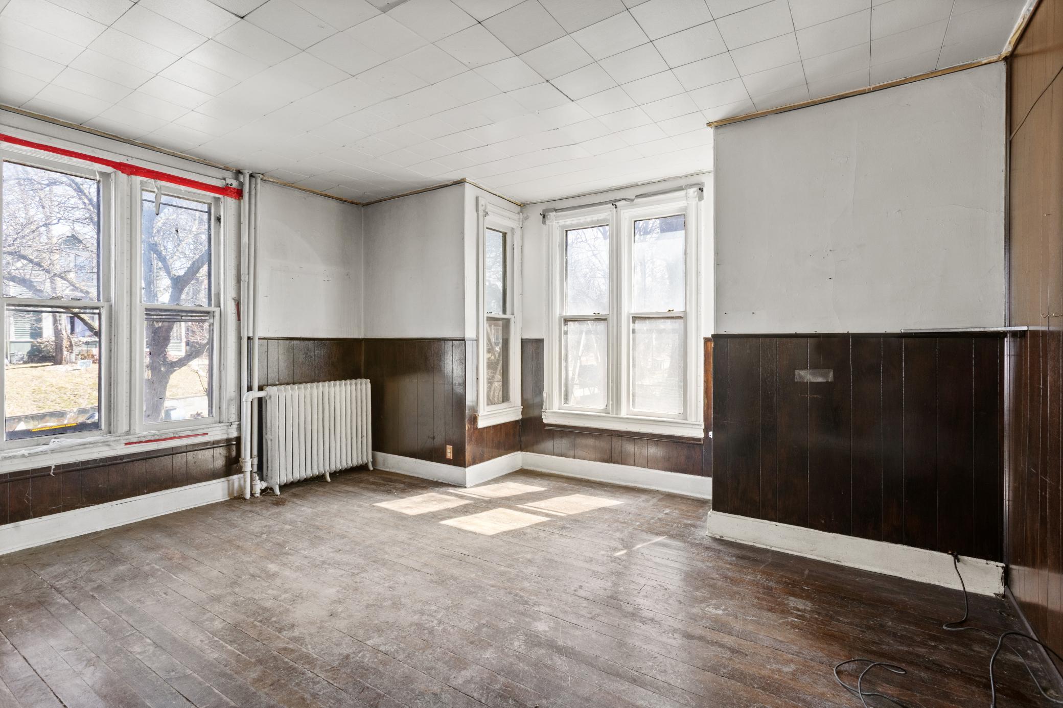 345 Maple Street St. Paul, MN 55106 - Photo 6 of 32