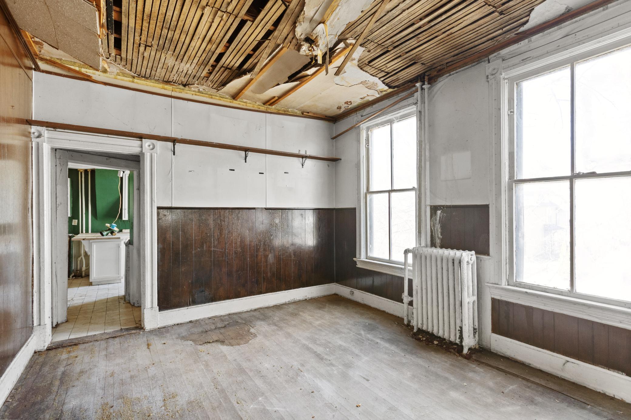 345 Maple Street St. Paul, MN 55106 - Photo 8 of 32