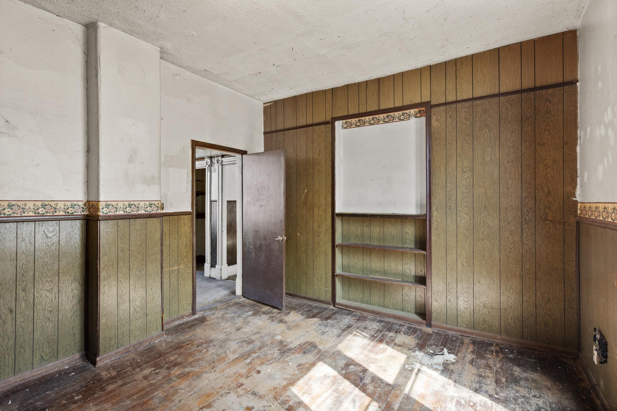 345 Maple Street St. Paul, MN 55106 - Photo 10 of 32