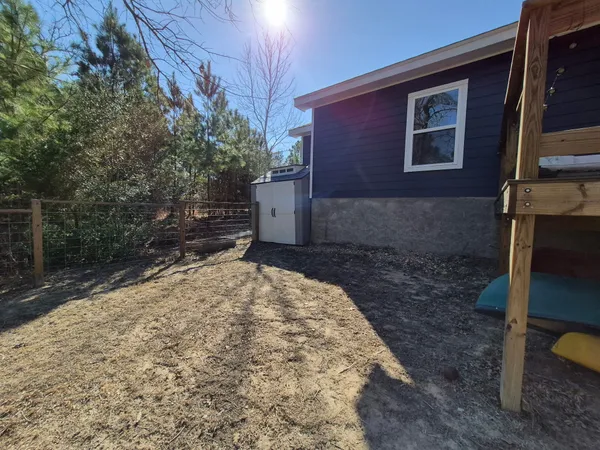 $1,800 | 107 Honopu Drive, Bastrop, TX 78602