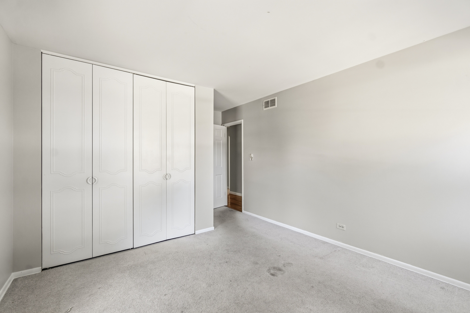 933 West Gilbert Road Palatine, IL 60067 - Photo 17 of 34