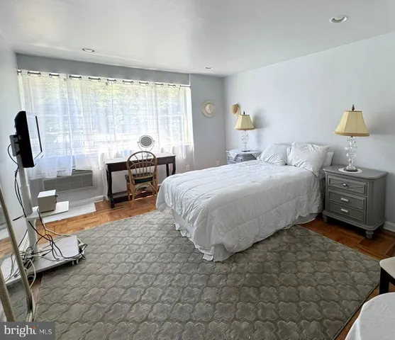 $399,000 | 40 Old Lancaster Road, Unit 215, Merion Station, PA 19066