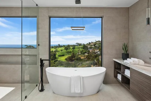 $13,500,000 | 6627 Muirlands Drive, La Jolla, CA 92037