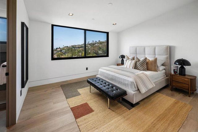 $13,500,000 | 6627 Muirlands Drive, La Jolla, CA 92037