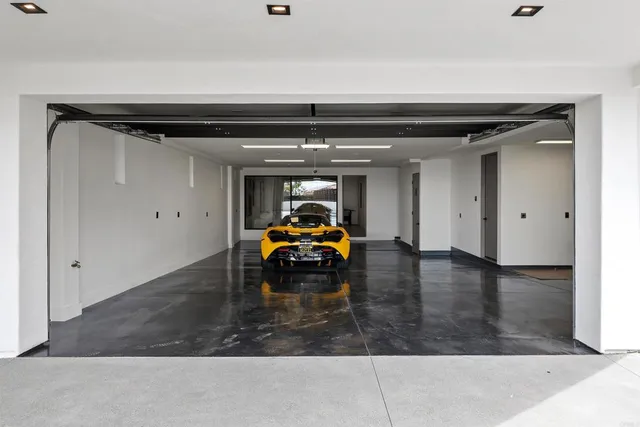 $13,500,000 | 6627 Muirlands Drive, La Jolla, CA 92037