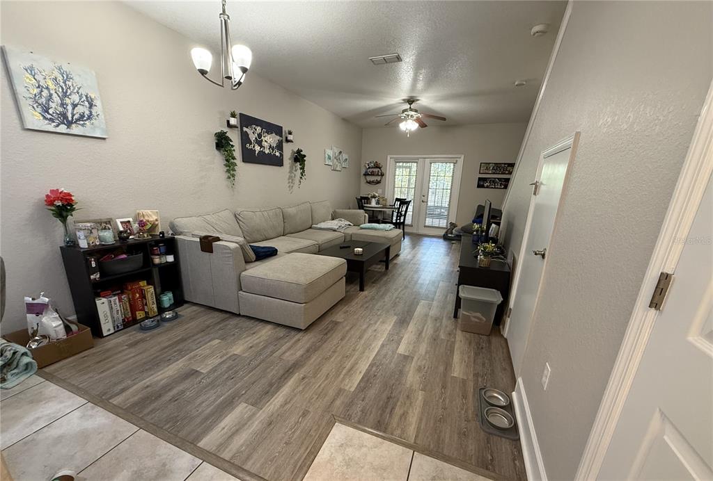 2508 Southwest 35th Place, Unit S111 Gainesville, FL 32608 - Photo 8 of 22 a living room with furniture