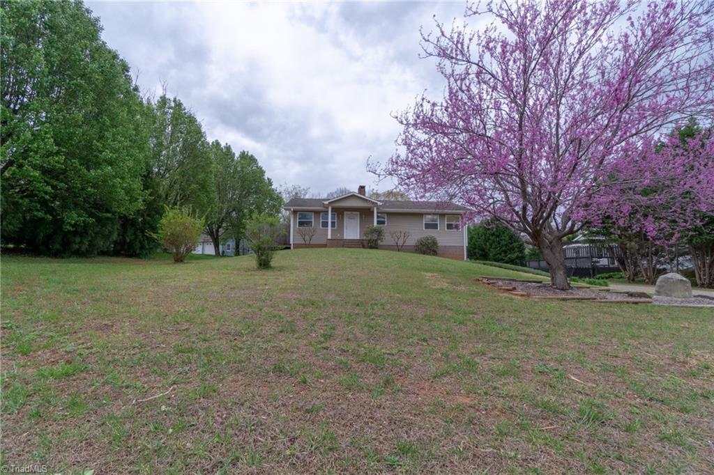 2160 Harper Road Clemmons, NC 27012 - Photo 3 of 34