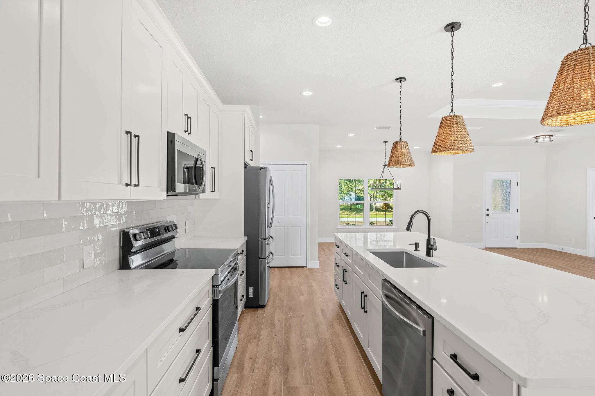 298 Lachine Street Southwest Palm Bay, FL 32908 - Photo 7 of 32 298 Lachine St. SW (21)