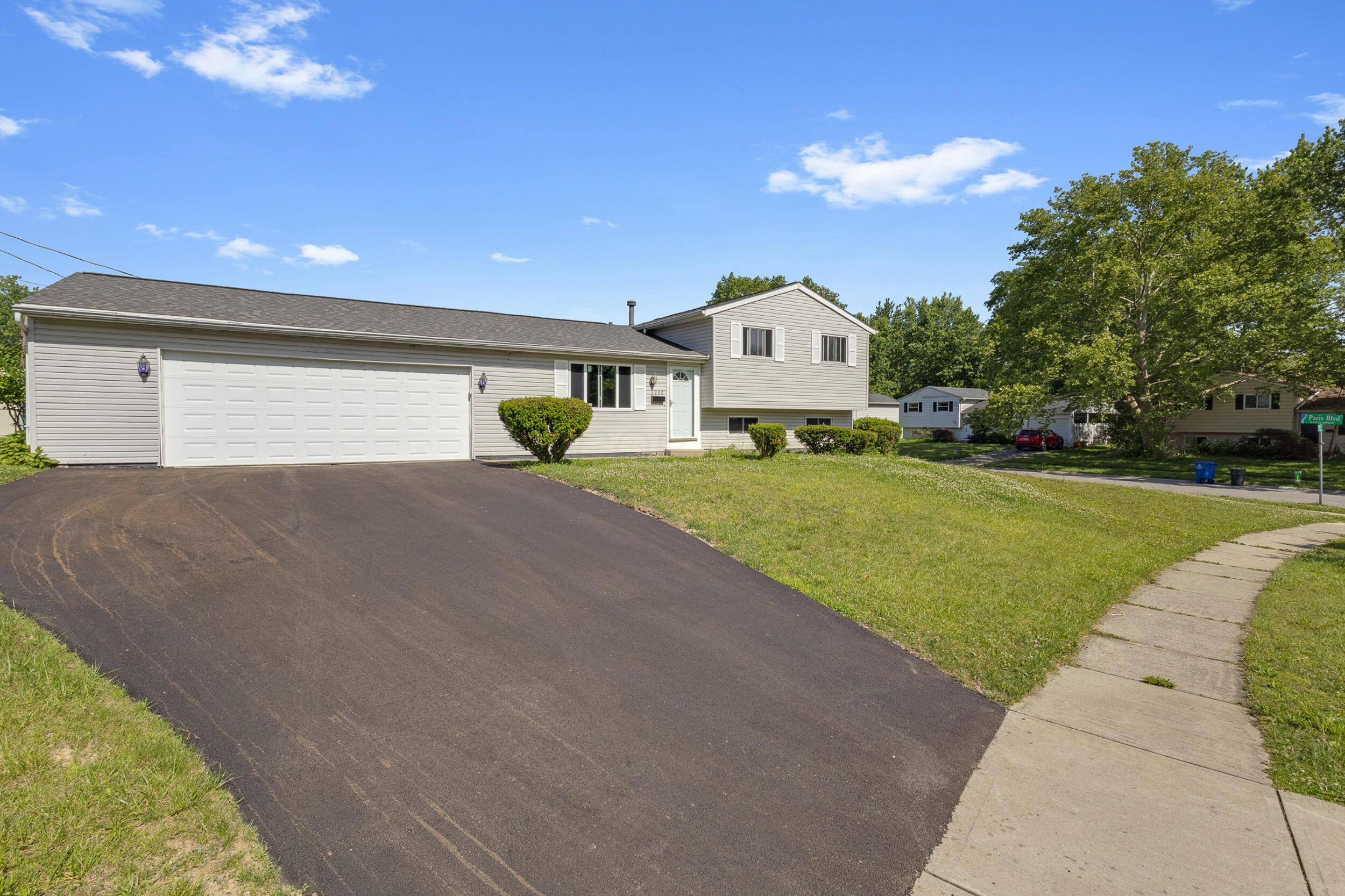 5900 Balboa Road Westerville, OH 43081 - Photo 2 of 25