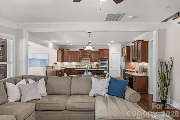 $1,150,000 | 2709 Creek Manor Drive, Waxhaw, NC 28173
