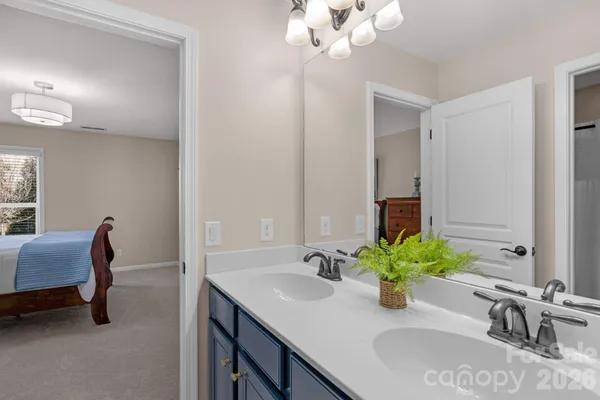 $1,150,000 | 2709 Creek Manor Drive, Waxhaw, NC 28173