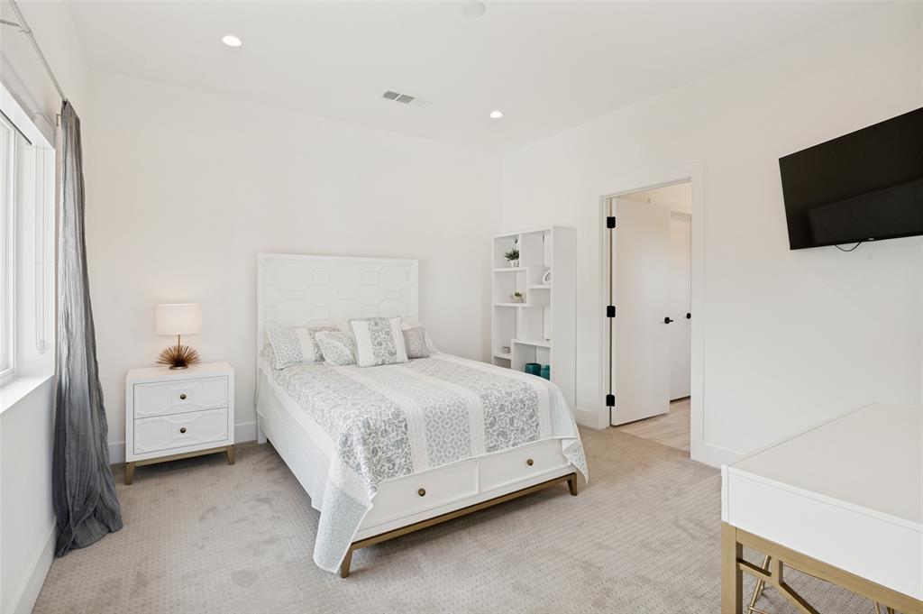 9915 Hurley Way Dallas, TX 75220 - Photo 34 of 36