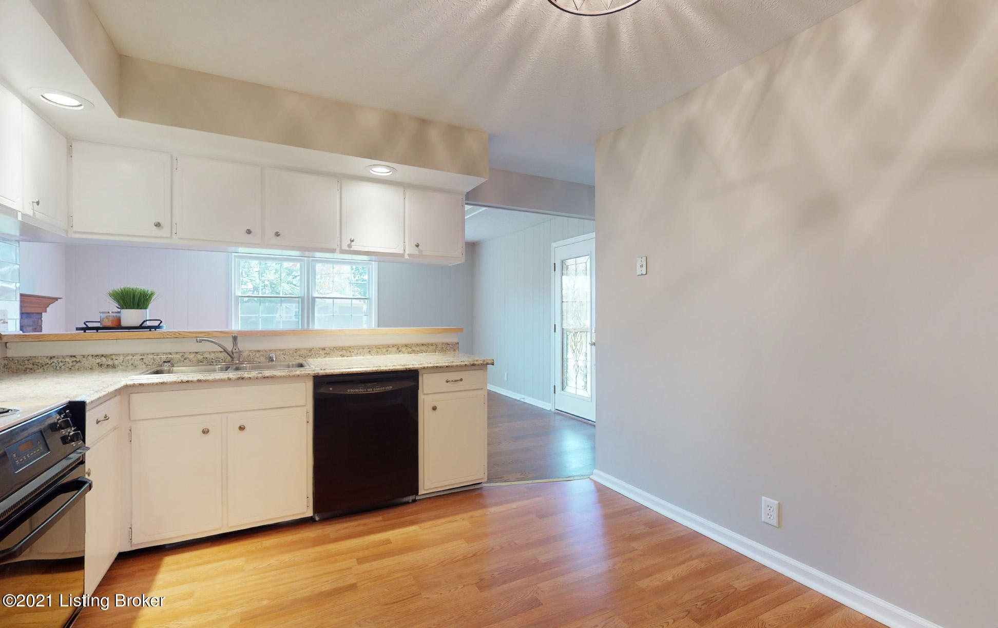 5505 Cumnock Road Louisville, KY 40291 - Photo 13 of 61 5505-Cumnock-Rd-20210408-023
