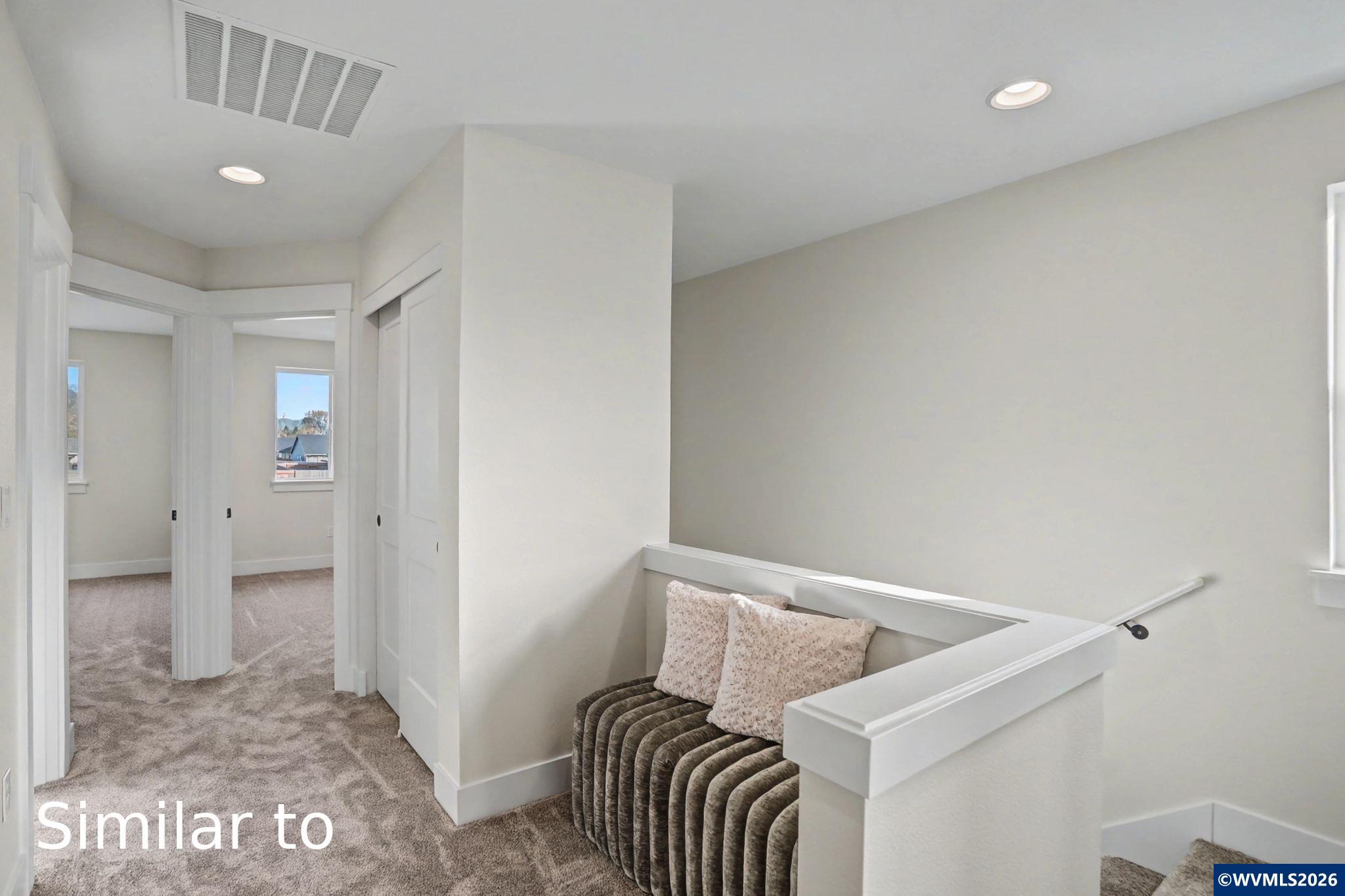 2550 Promise Way Lebanon, OR 97355 - Photo 17 of 35 a view of entryway with wooden floor