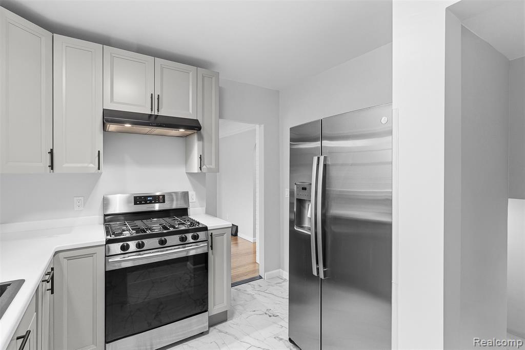 1709 Michigan Avenue Bay City, MI 48708 - Photo 23 of 42
