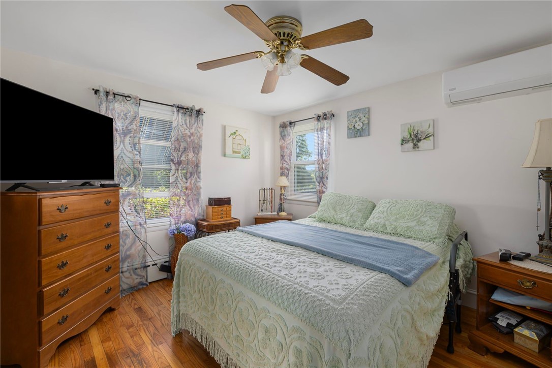 500 3rd Beach Road Middletown, RI 02842 - Photo 12 of 39