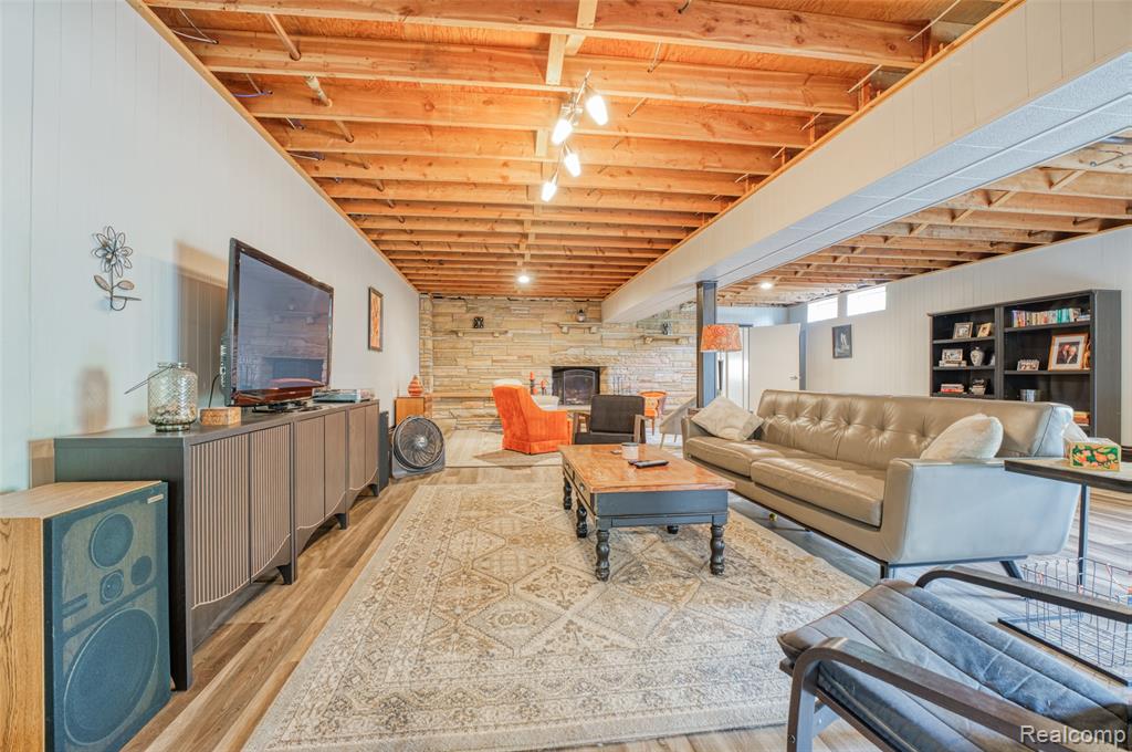 18999 Weller Road Gregory, MI 48137 - Photo 31 of 57