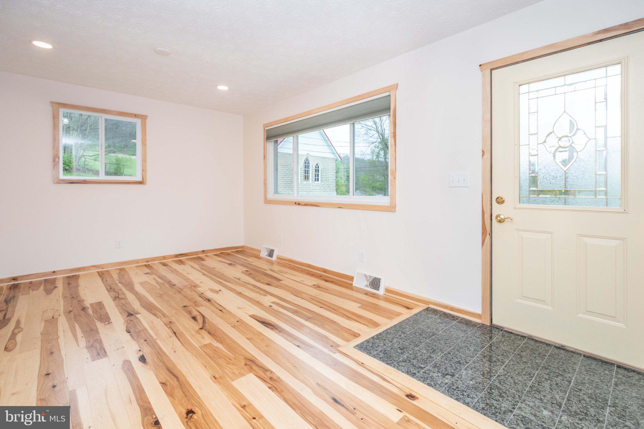 2155 Jennings Road Grantsville, MD 21536 - Photo 19 of 39 Bright and inviting natural lighted living