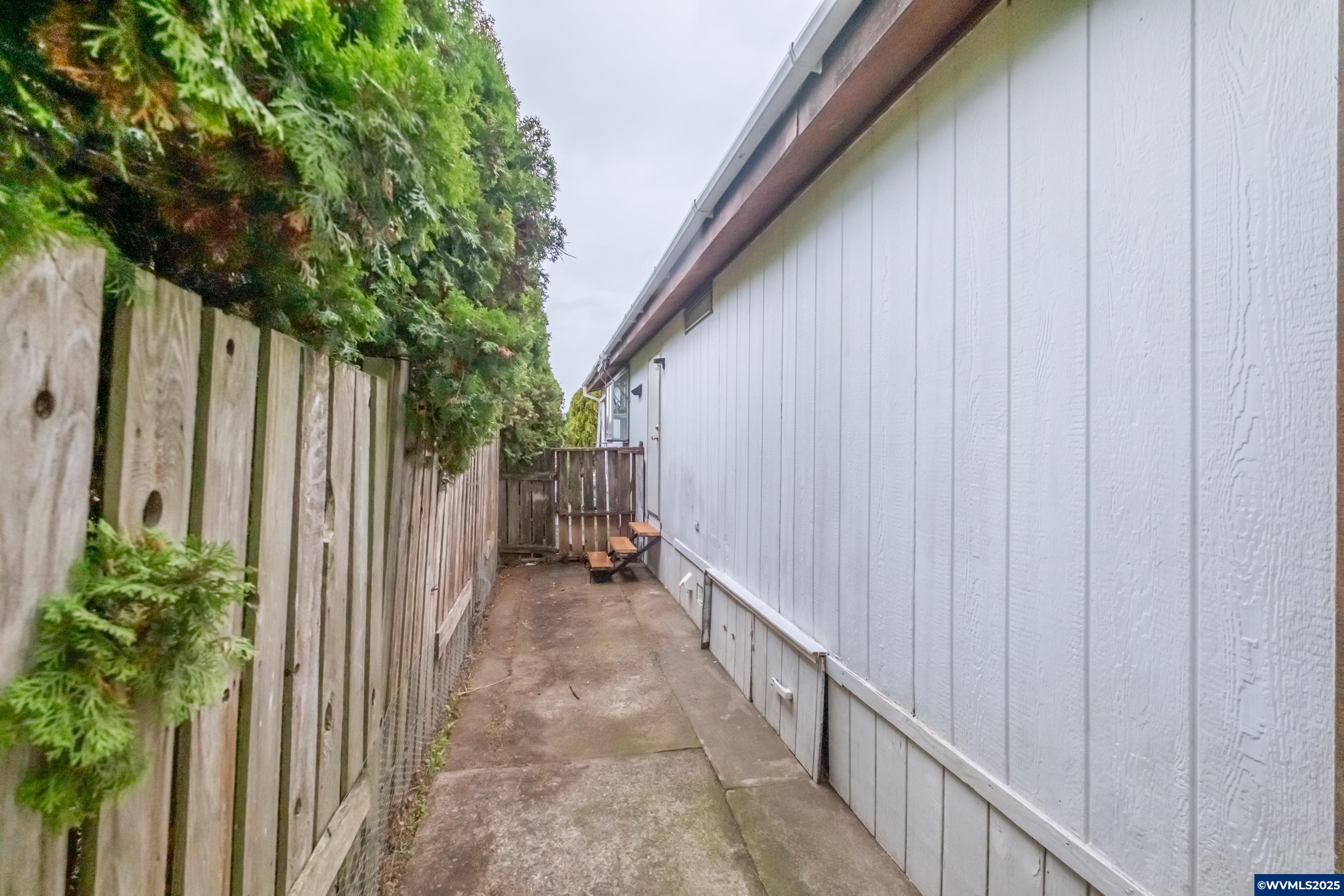 141 South 17th Street, Unit 44 Independence, OR 97351 - Photo 21 of 25