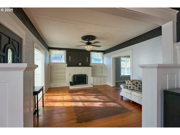 $425,000 | 110 North Holmes Street, Enterprise, OR 97828