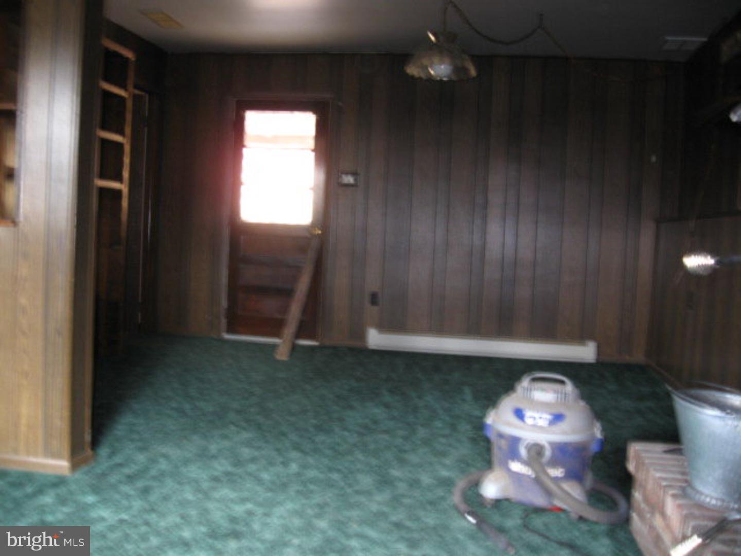 143 Country Club Road Ashland, PA 17921 - Photo 12 of 25 Den