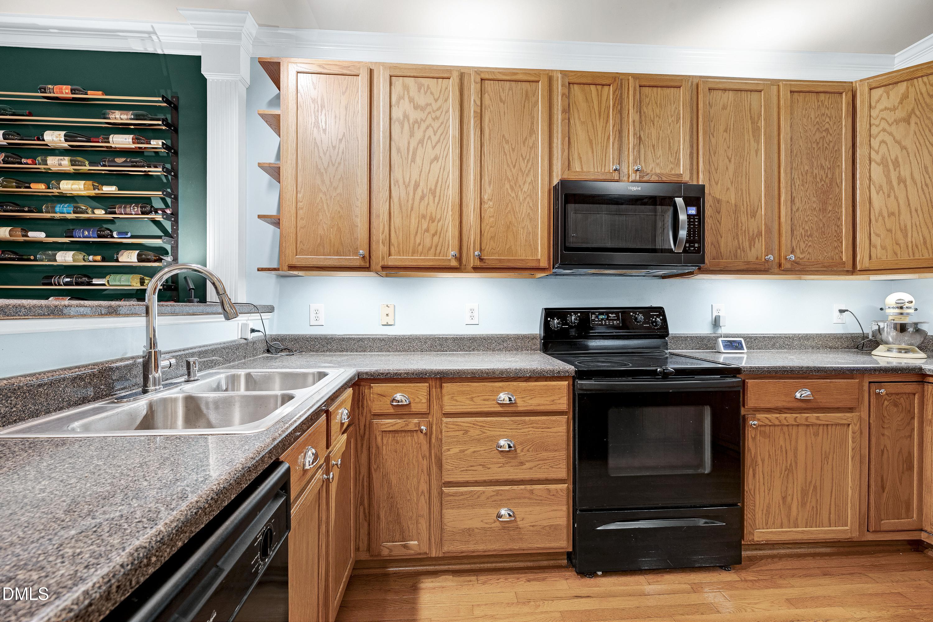 5322 Goldenglow Way Raleigh, NC 27606 - Photo 6 of 39 Scene-8