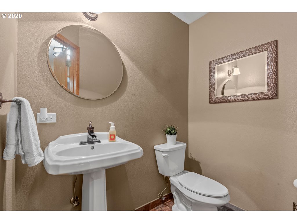 296 Easy Street Road Silverlake, WA 98645 - Photo 11 of 32 Gallery Image 11