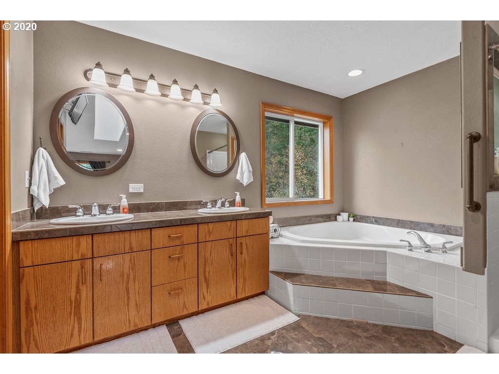 296 Easy Street Road Silverlake, WA 98645 - Photo 17 of 32 Gallery Image 17