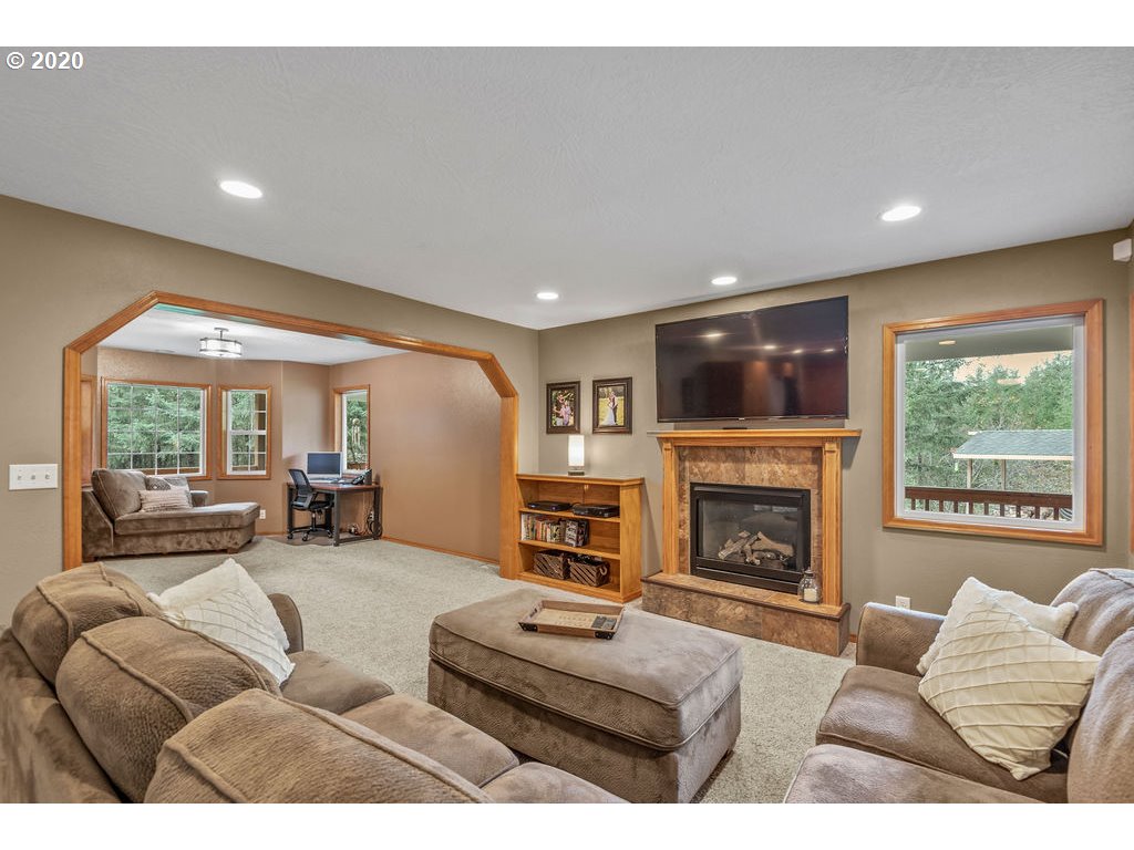296 Easy Street Road Silverlake, WA 98645 - Photo 3 of 32 Gallery Image 3