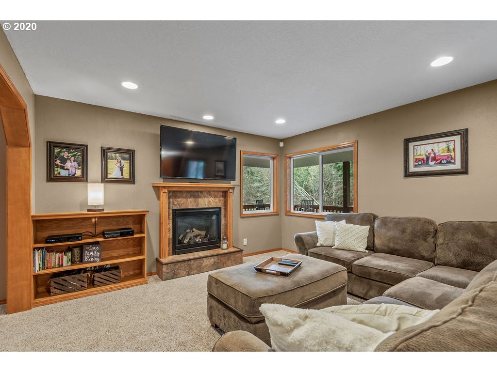 296 Easy Street Road Silverlake, WA 98645 - Photo 4 of 32 Gallery Image 4