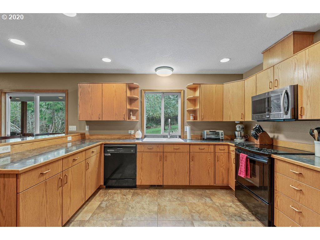 296 Easy Street Road Silverlake, WA 98645 - Photo 7 of 32 Gallery Image 7