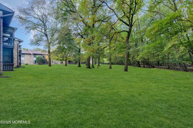 $2,250 | 67 Overlook Way, Unit J, Manalapan, NJ 07726