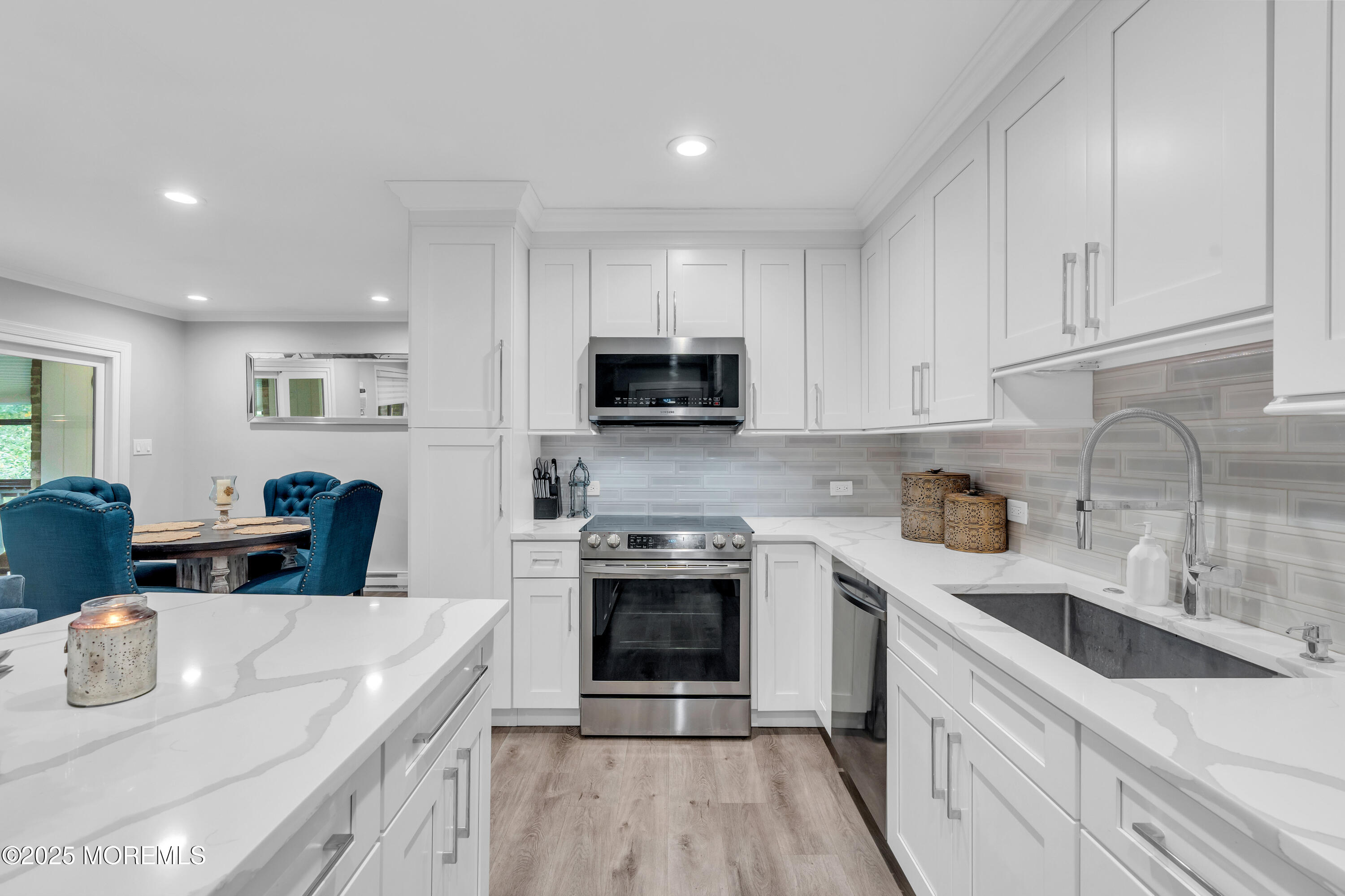 67 Overlook Way, Unit J Manalapan, NJ 07726 - Photo 3 of 27 67 J Overlook Way