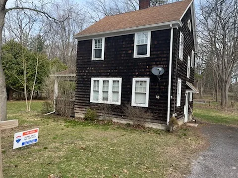 $1,600 | 10 French Road, Pittsford, NY 14618
