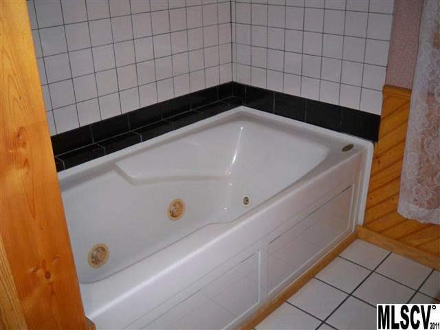 2939 Beane Road Lenoir, NC 28645 - Photo 7 of 20 Gallery Image 7