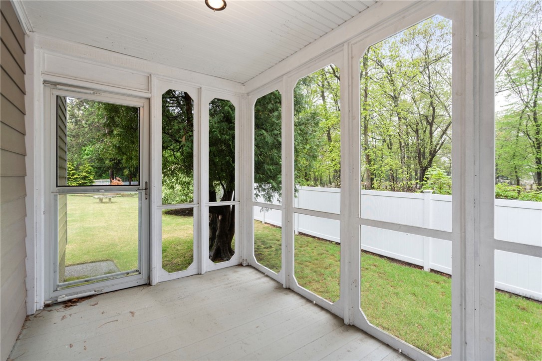 399 Smithfield Road North Smithfield, RI 02896 - Photo 16 of 28