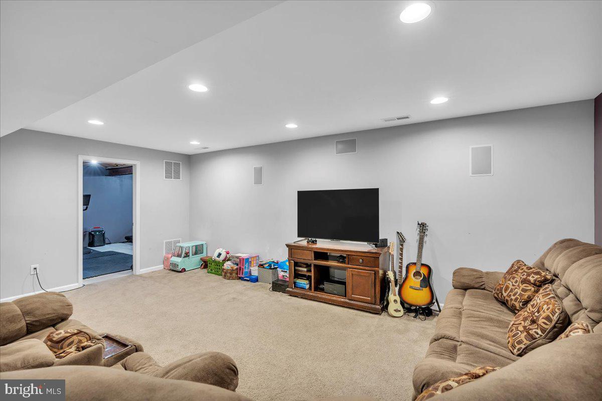 263 Staggerbush Road Williamstown, NJ 08094 - Photo 30 of 44 Gallery Image 30