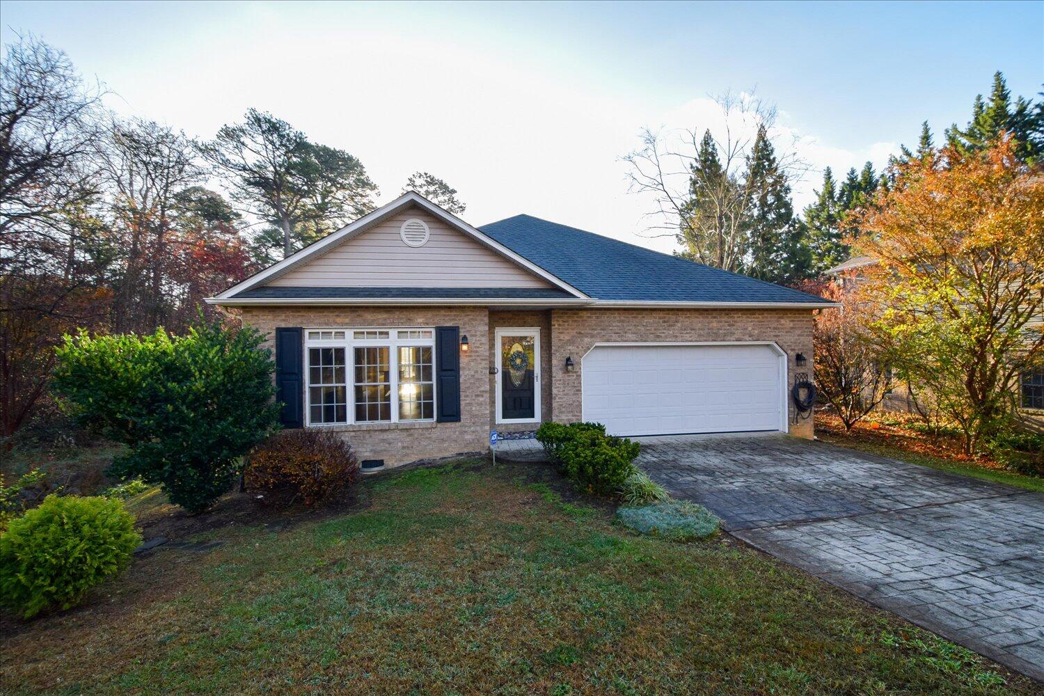 2271 Countryside Road Northwest Roanoke, VA 24017 - Photo 18 of 27 a view of a house with garden