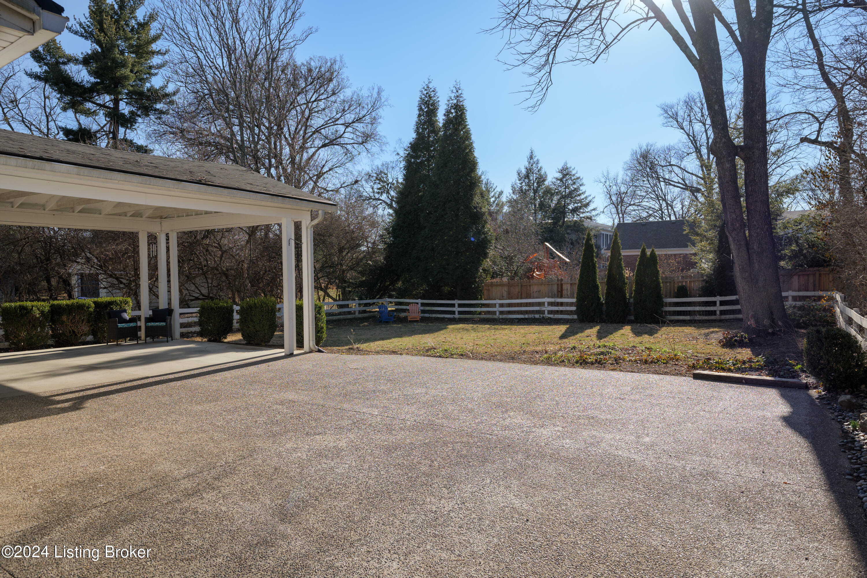 516 Dover Road Louisville, KY 40206 - Photo 4 of 40 TF - JS - Dover (1 of 39)