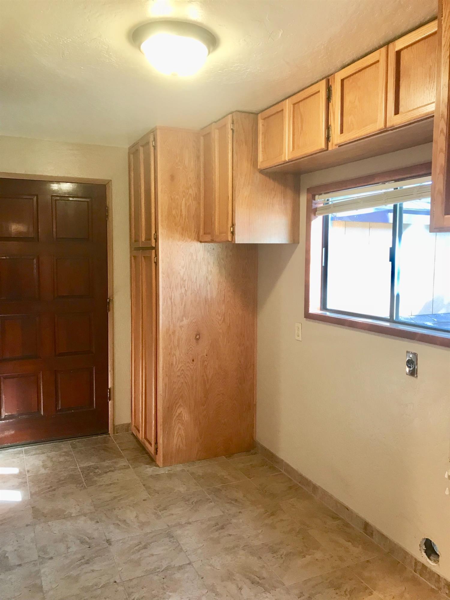 235 West Gregory Road Central Point, OR 97502 - Photo 14 of 25 Additional Photo
