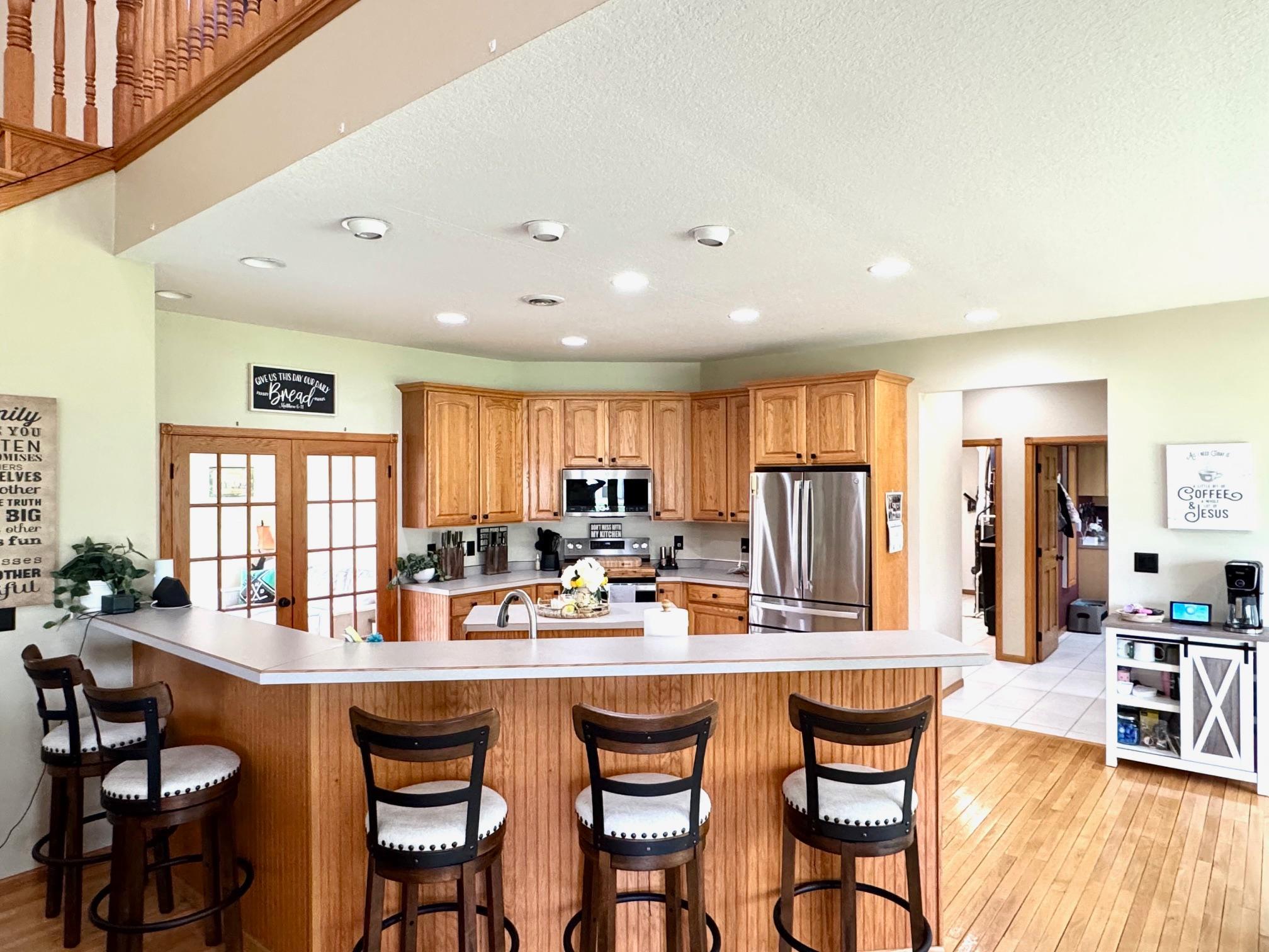 901 6th Street Southwest Roseau, MN 56751 - Photo 7 of 31