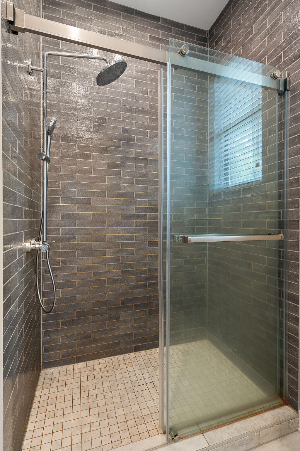 207 Academy Street, Unit 106 Valparaiso, IN 46385 - Photo 19 of 43 a bathroom with a shower