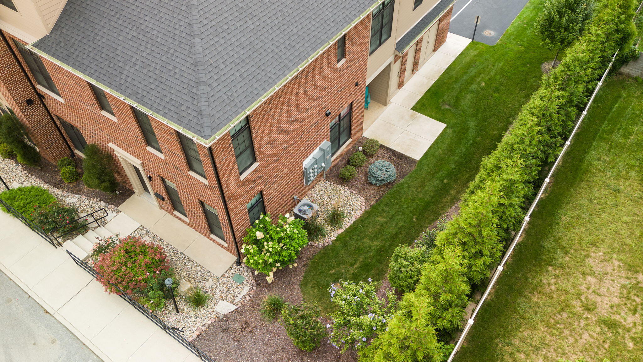 207 Academy Street, Unit 106 Valparaiso, IN 46385 - Photo 38 of 43 a view of a backyard