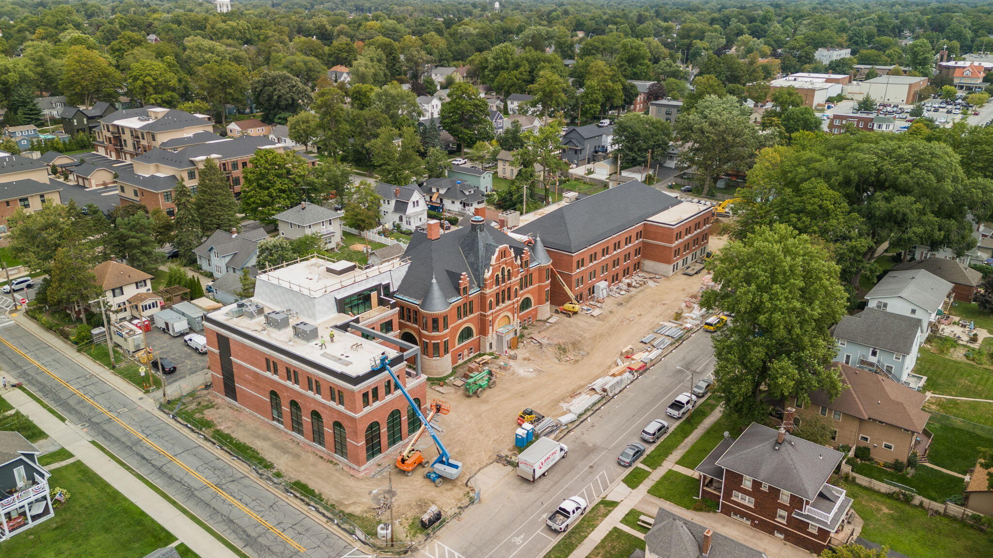 207 Academy Street, Unit 106 Valparaiso, IN 46385 - Photo 42 of 43 an aerial view of a city